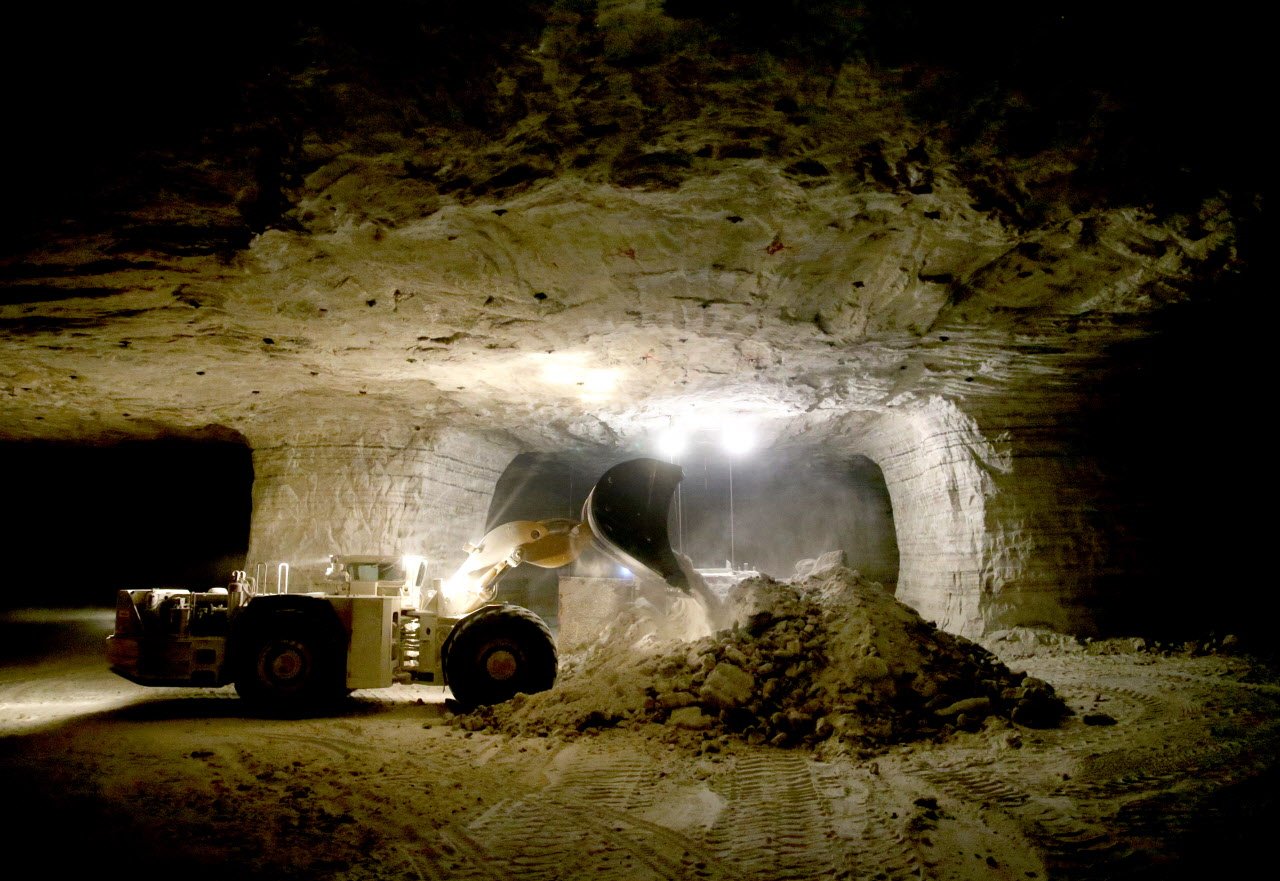 XANTRONIX Industrial ground penetrating radar yields discovery of 4,0km salt mine shaft in Michigan, USA's upper peninsula